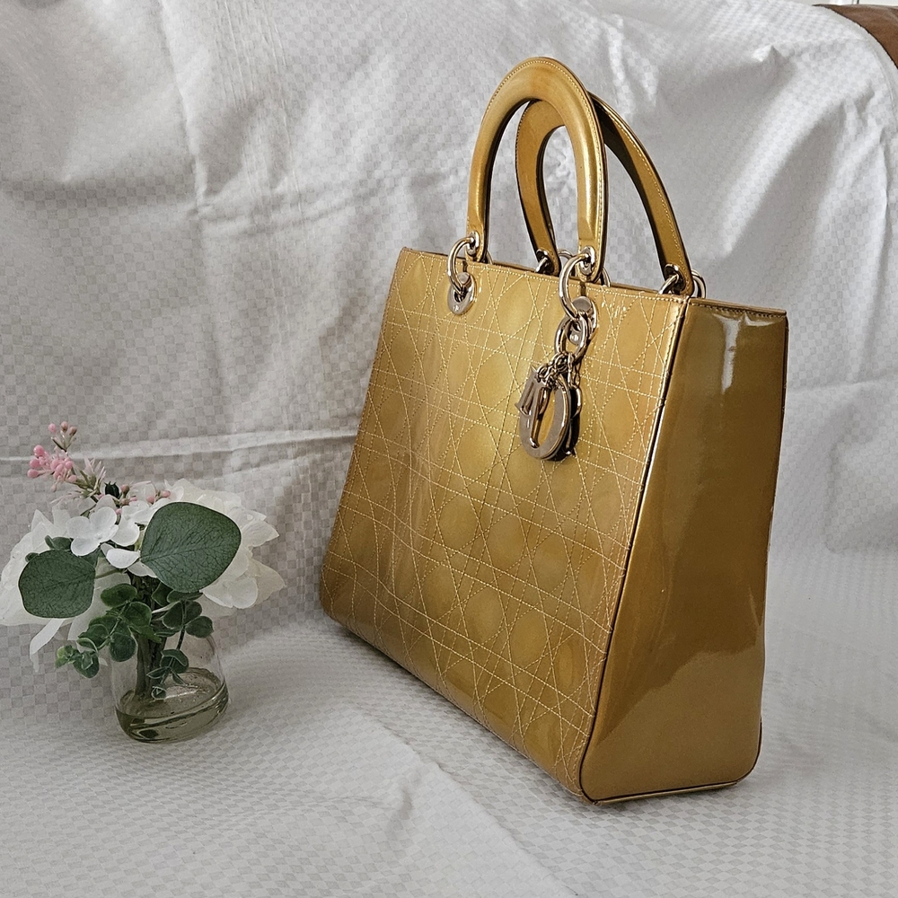 Christian Dior Cannage Lady Dior Gold Enamel Luxury Hand Bag (LIMITED EDITION) - Picture 9 of 16